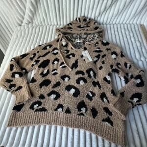 New With Tags Leopard Sweater Cozy And Soft Women Size M